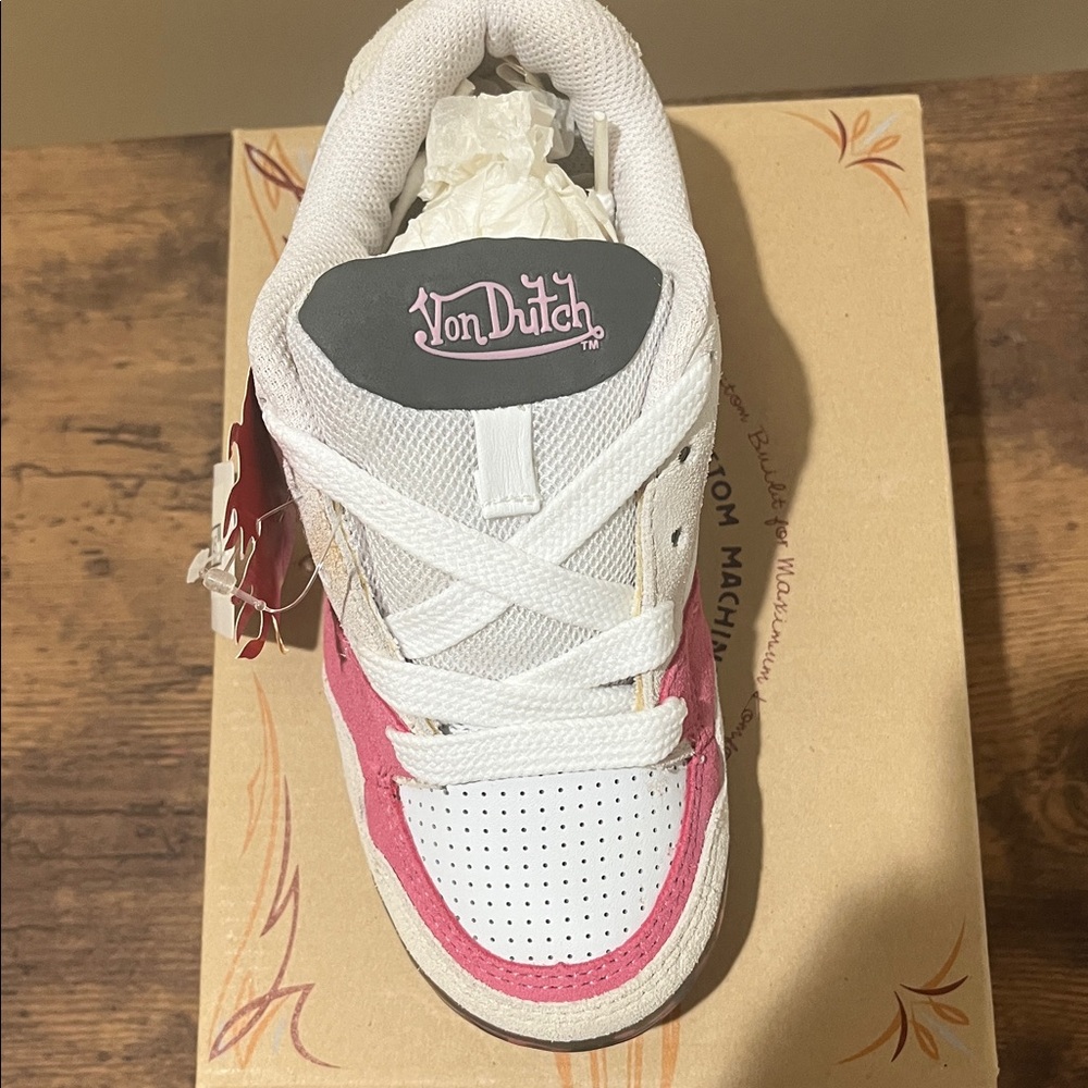 ✨ Vintage Von Dutch Kids Sneakers – Size 1 (Brand New!) ✨ - Picture 3 of 4